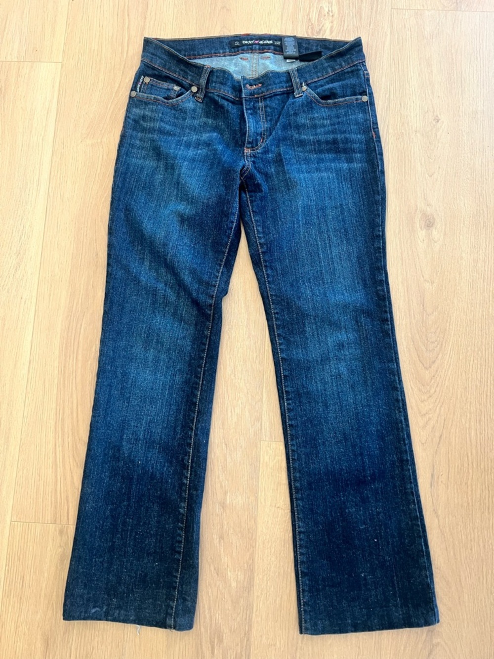 DKNY Downtown Brooklyn Dark Blue Women's Straight-Leg Jeans Dark Wash Size 9
